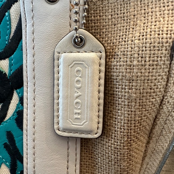 Coach Bumble Bee & Flowers Tote Bag L053-9447 NWT Limited Edition with Dust Bag - Picture 9 of 16